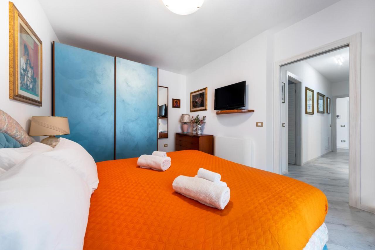 Ur-Nest Donato Creti Apartment Bologna Luaran gambar