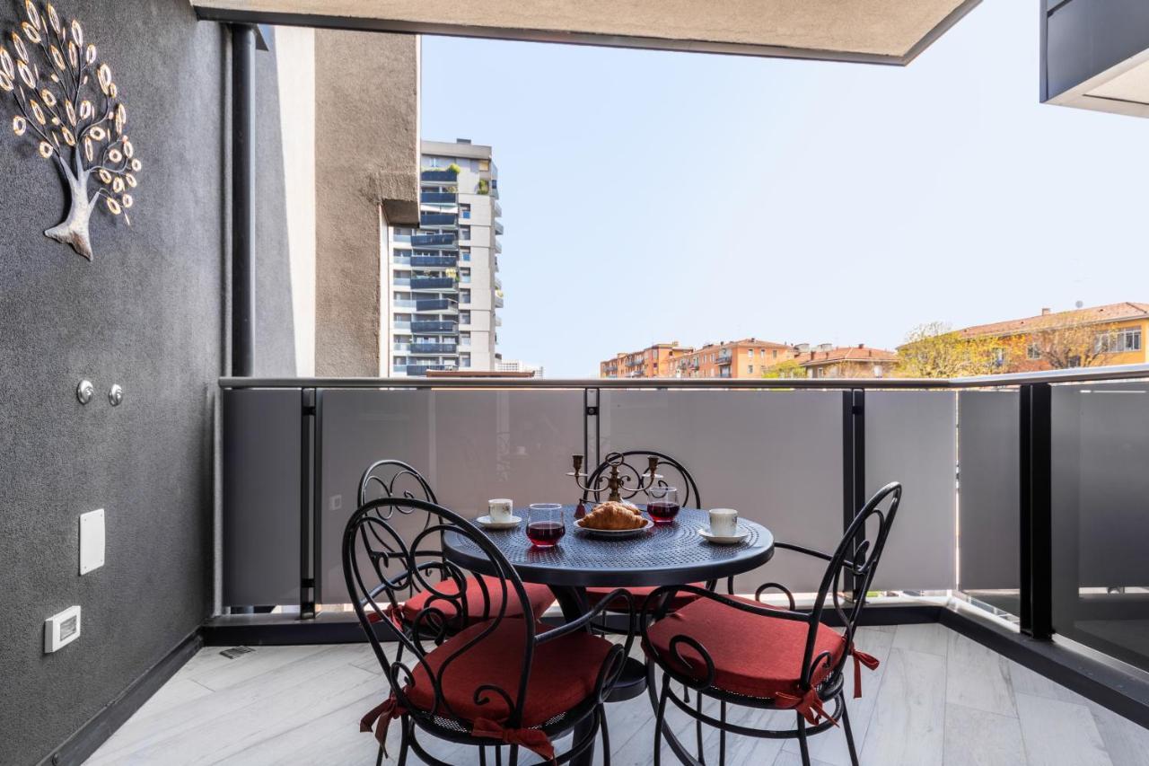 Ur-Nest Donato Creti Apartment Bologna Luaran gambar