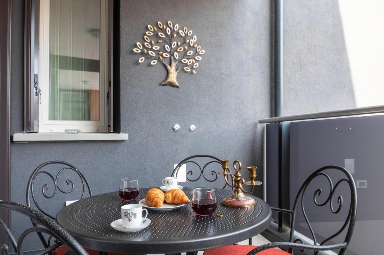 Ur-Nest Donato Creti Apartment Bologna Luaran gambar